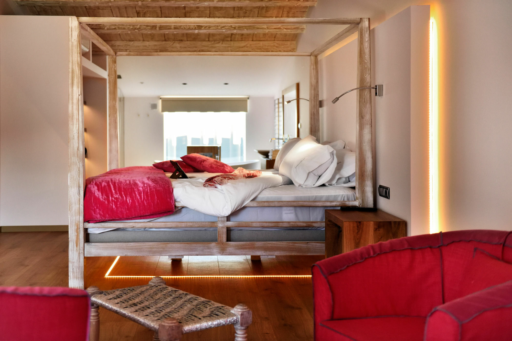 Boutique Hotel Urbisol Calders Bagian luar foto