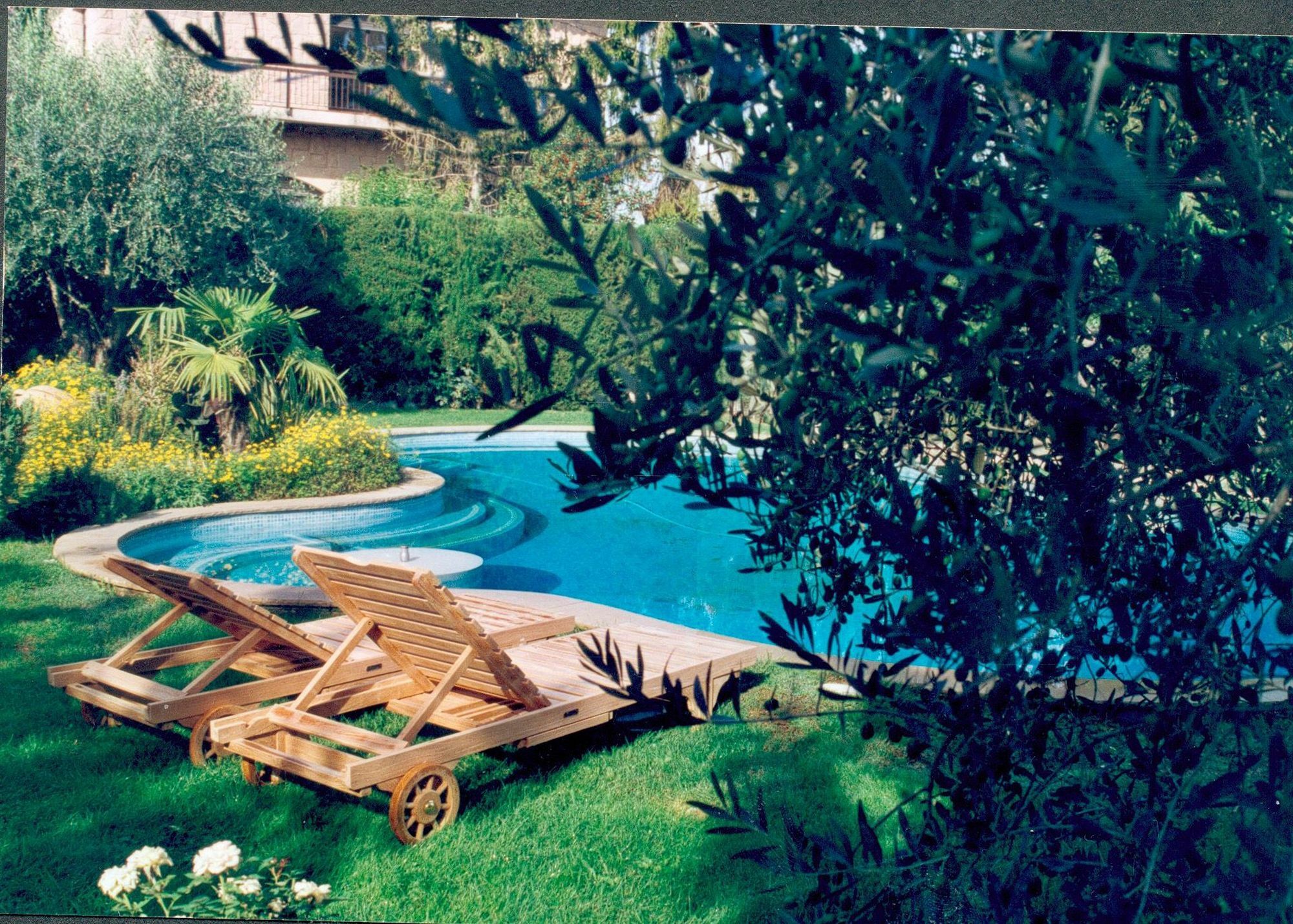 Boutique Hotel Urbisol Calders Bagian luar foto