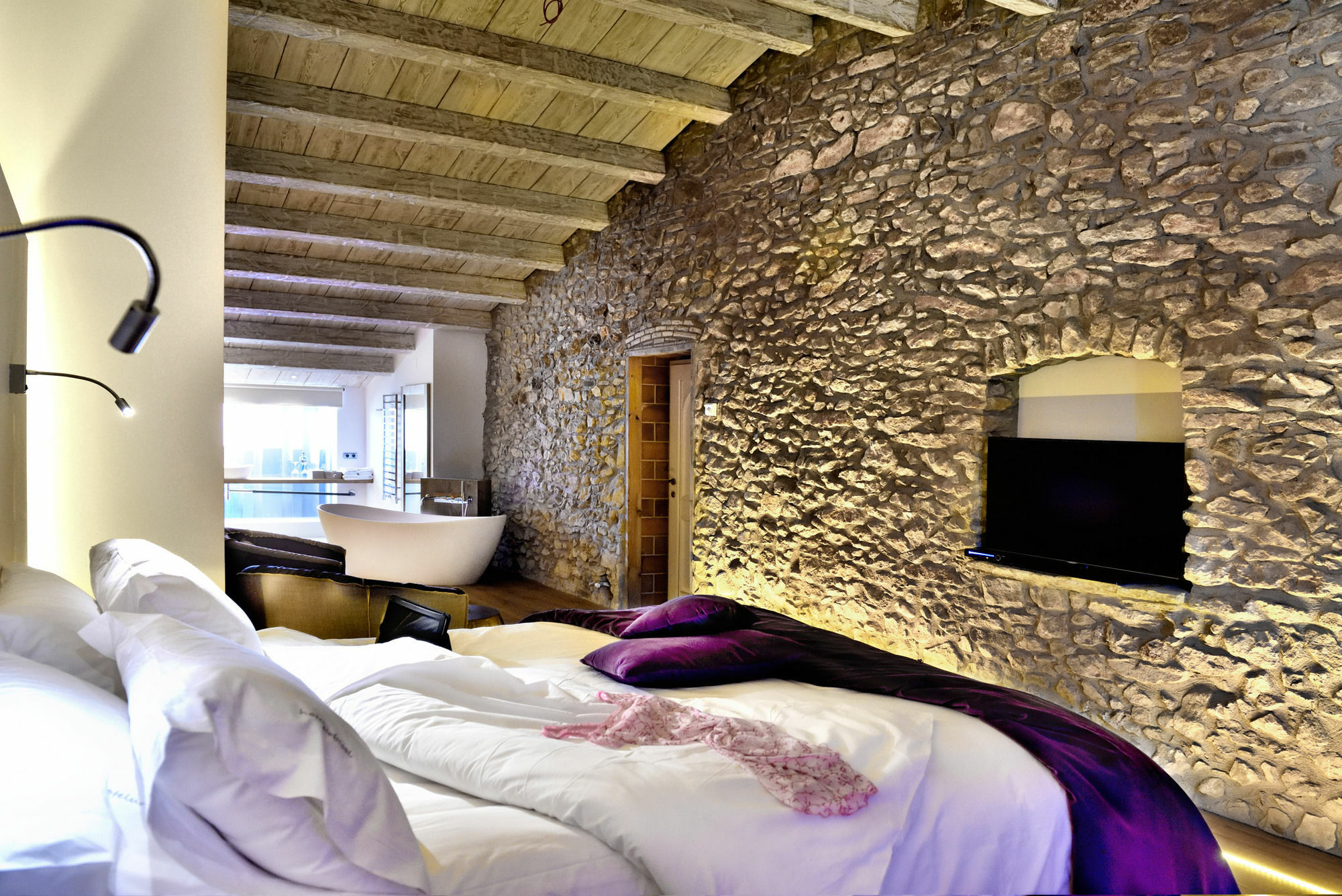 Boutique Hotel Urbisol Calders Bagian luar foto