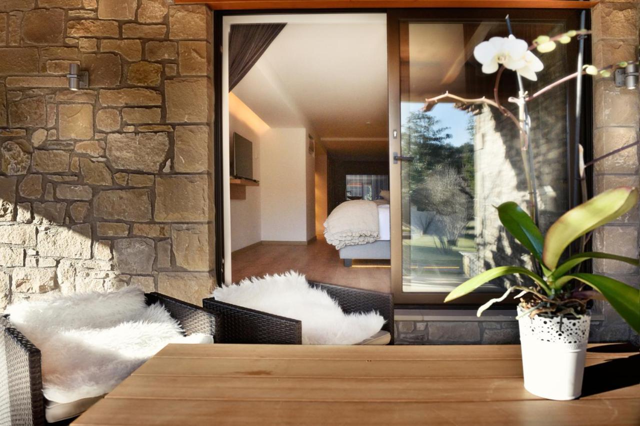 Boutique Hotel Urbisol Calders Bagian luar foto
